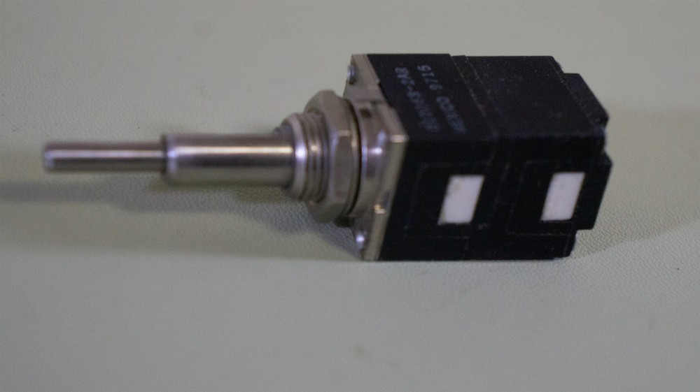 SCI Systems 010063-2AR Precision Variable Resistor Nonwire Wound - 5.5 kΩ Dual