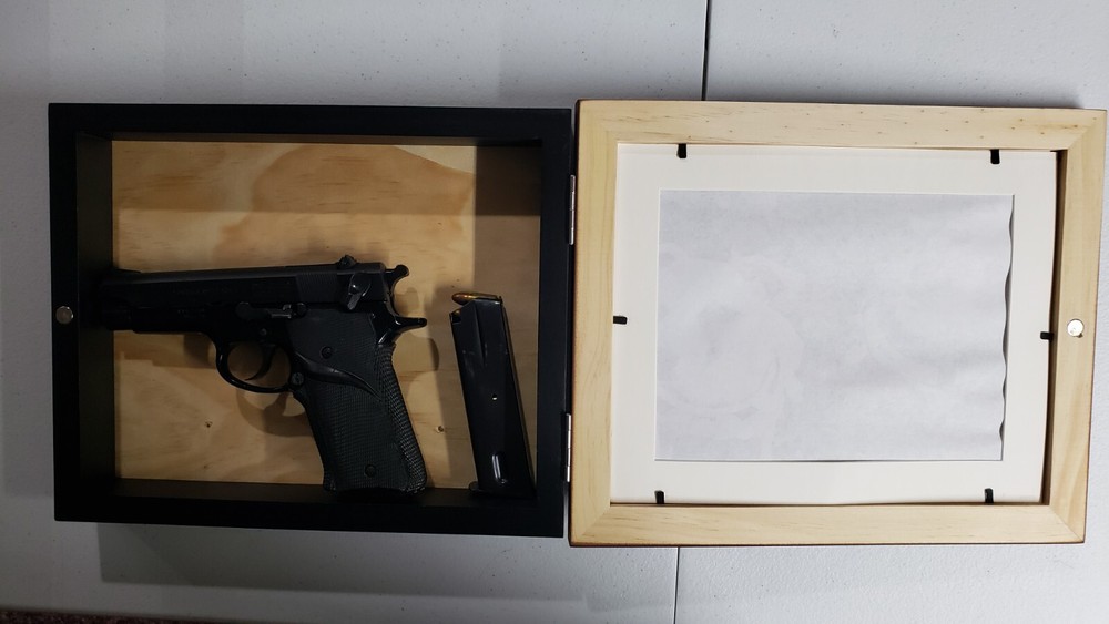 concealment picture frame