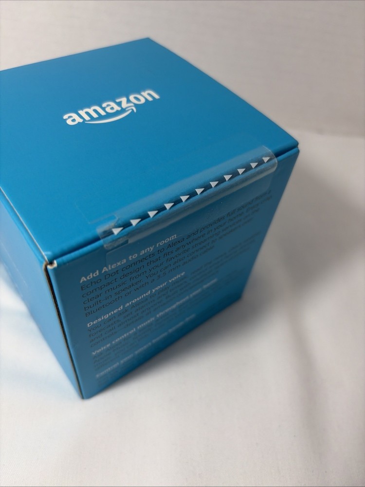 NEW IN BOX Amazon Echo Dot (3rd Generation) Smart Speaker - Charcoal