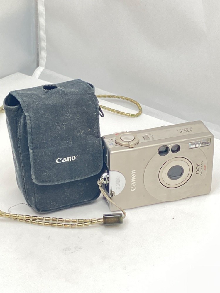 Canon IXY Digital AiAF Compact Digital Camera with Case Tested