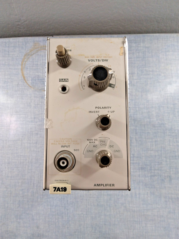 Tektronix 7A19 Vertical Amplifier Plug-in