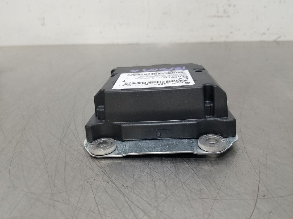 19 2019 CHRYSLER 300 SRS RESTRAINT CONTROL MODULE 68371752AA