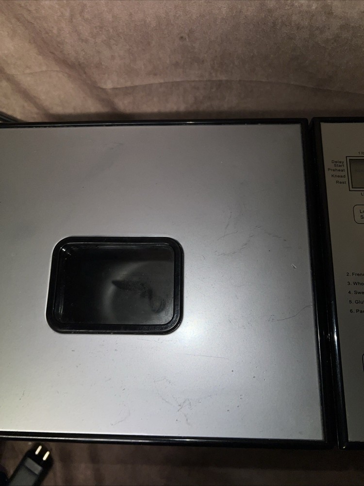 Cuisinart Automatic Bread Maker CBK-100 Programmable 2-lb Stainless Stl - Tested