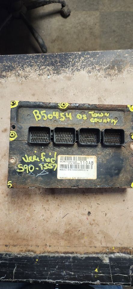 Engine ECM Electronic Control Module Left Hand Fender Fits 05 CARAVAN 1285015