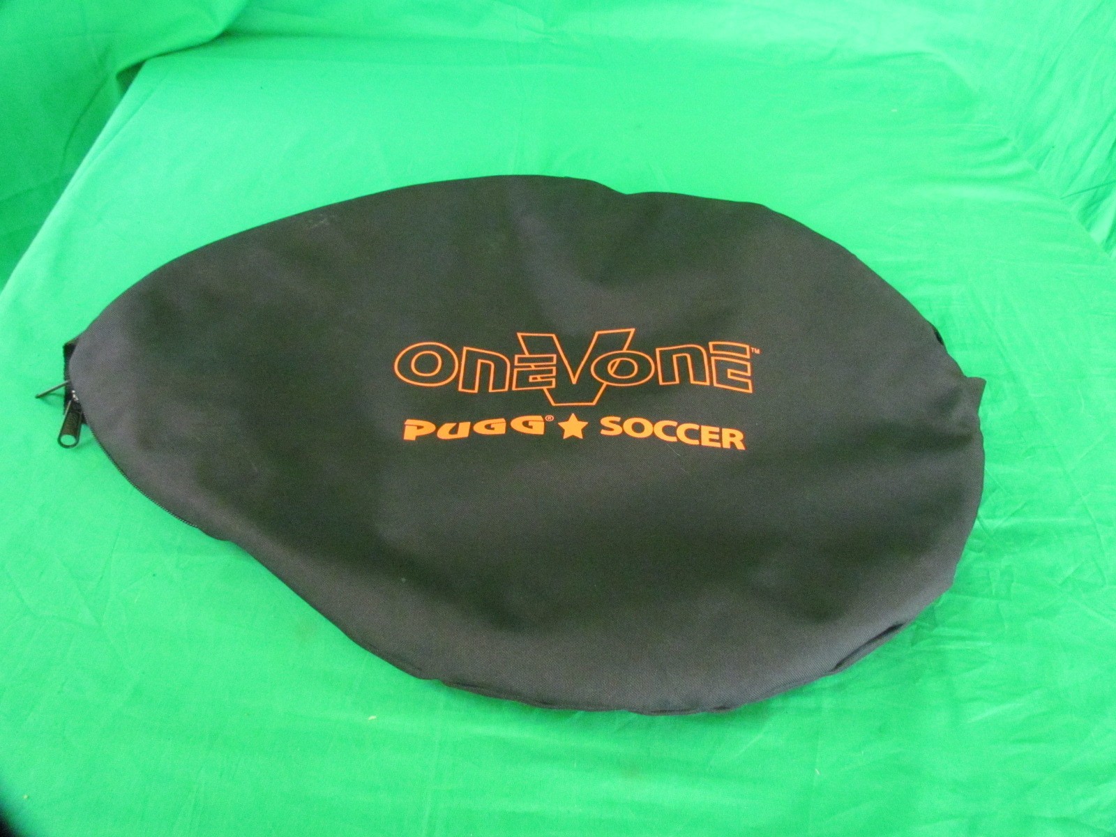 PUGG One V One Mini Soccer Training Goal 2.5' Footer Portable Pop-Up Practice