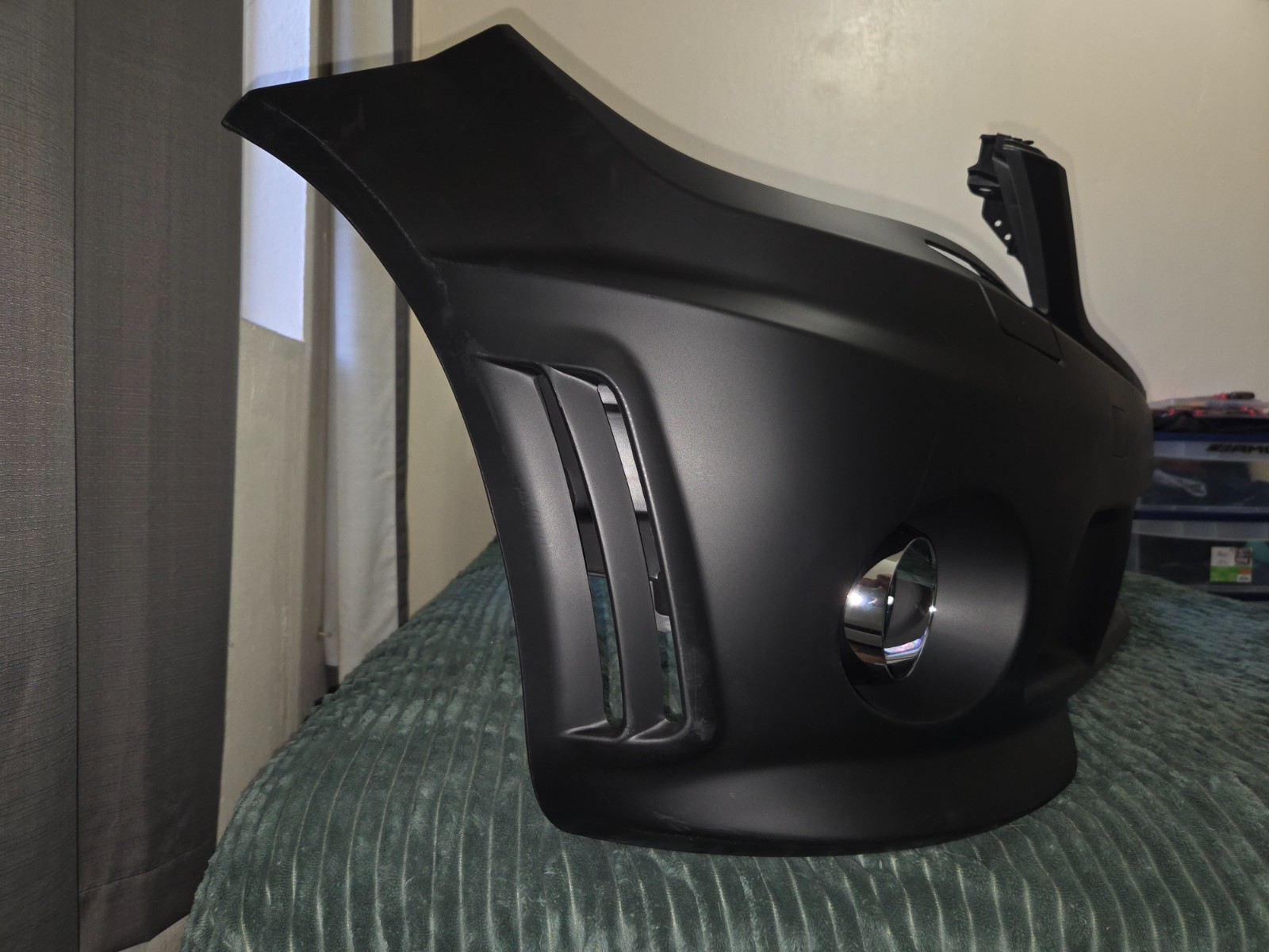 Mercedes Benz 2008-2011 C-Class Non Facelift W204 C300 C350 AMG Style Bumper