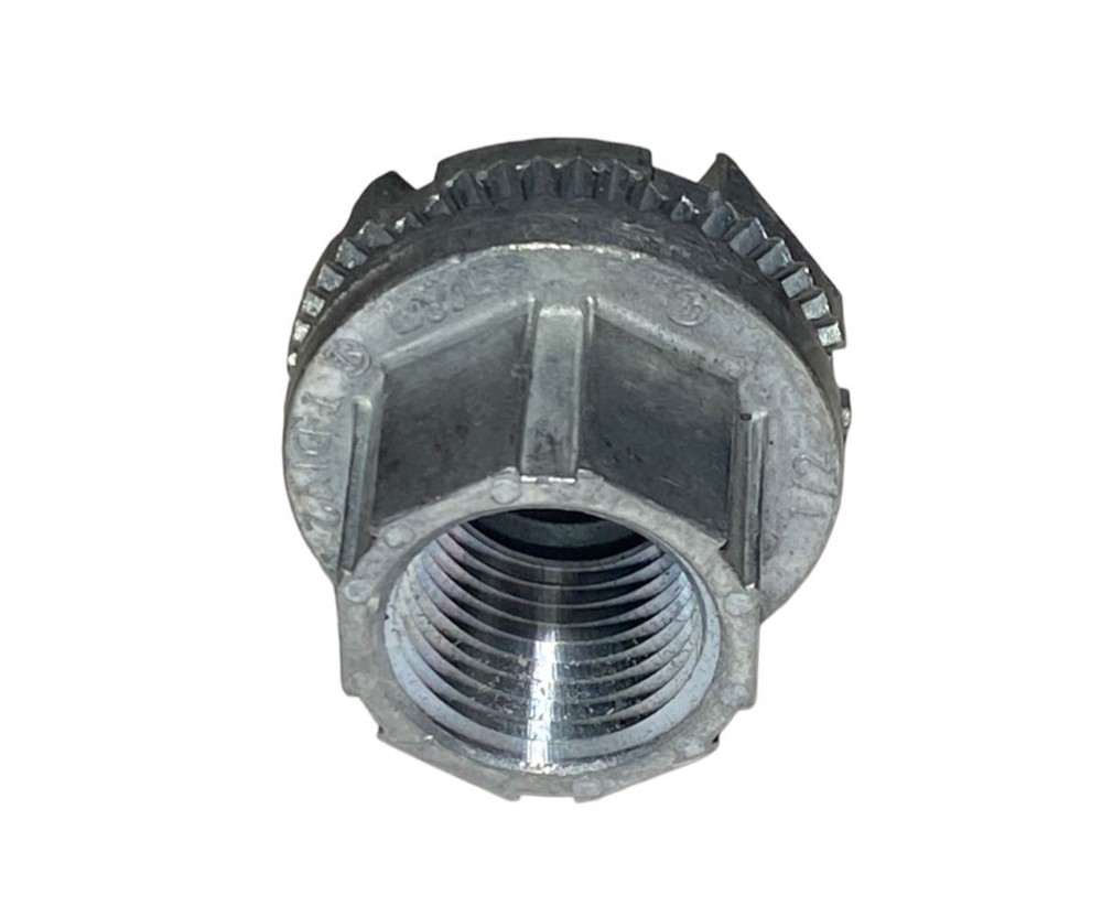 THOMAS & BETTS 1/2" Trade Rigid/Intermediate (IMC) Conduit Hub - New