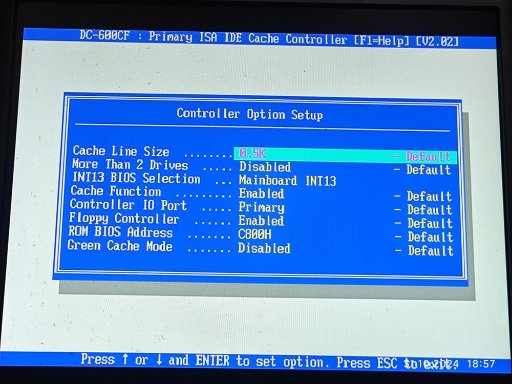 ISA IDE Caching Controller TEKRAM DC-600CF with Harris CS80C286-20 MHz CPU + RAM