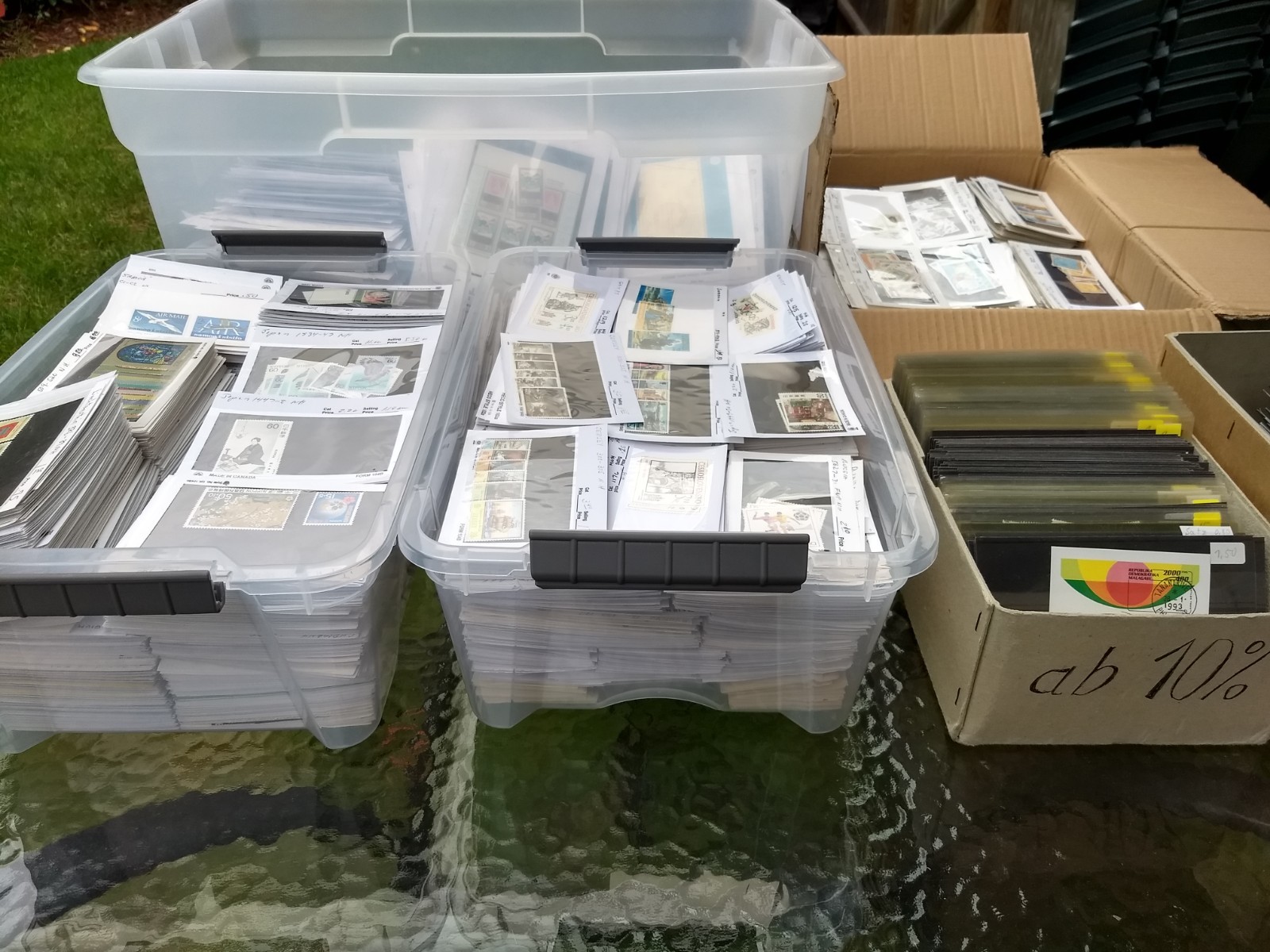 Worldwide Stamp Assortment Used & Mint - 500 Different 70 Countries in Full Sets