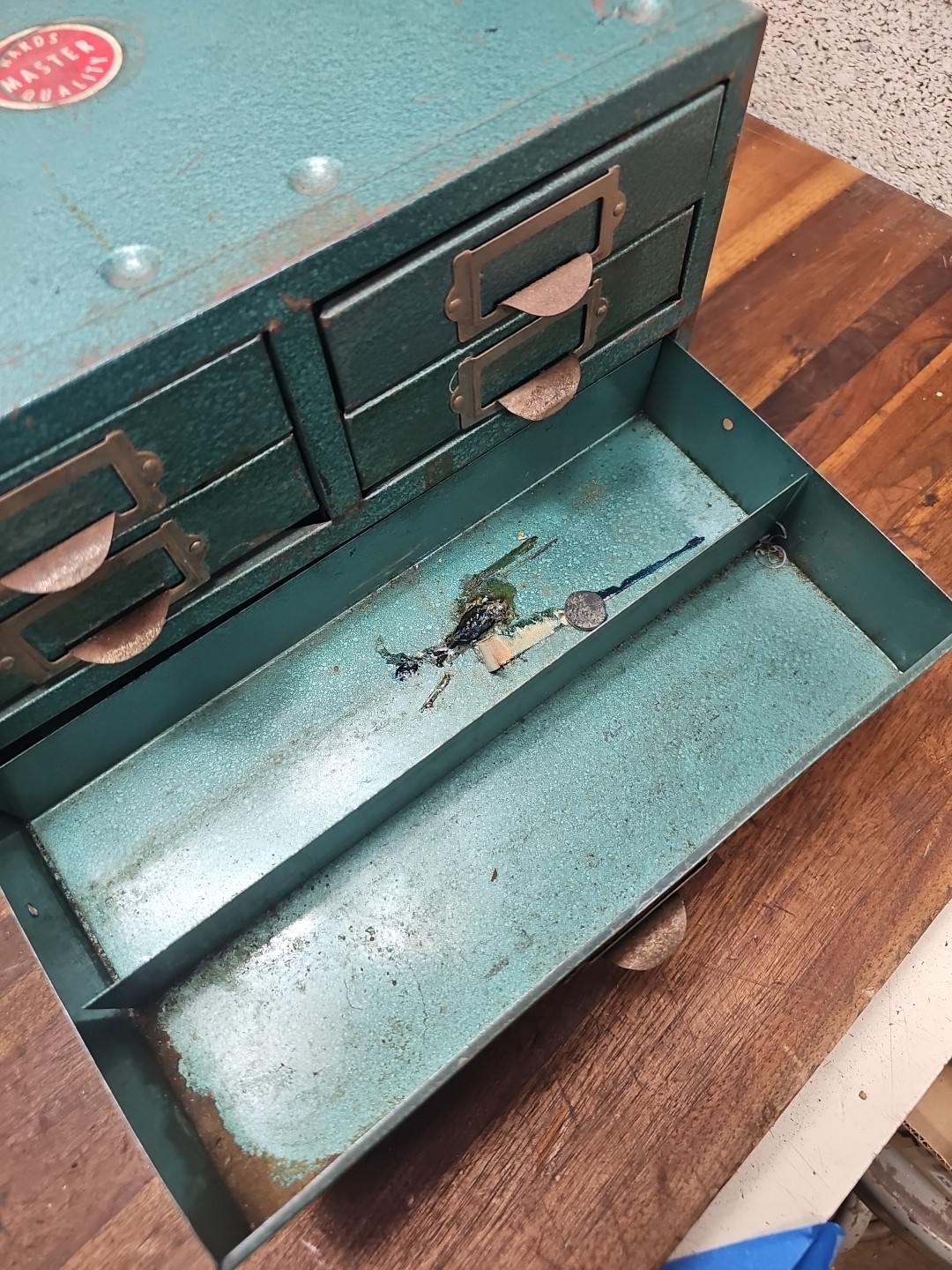 I6- Vintage WARDS MASTER QUALITY Metal 6 Drawer Small Parts Cabinet