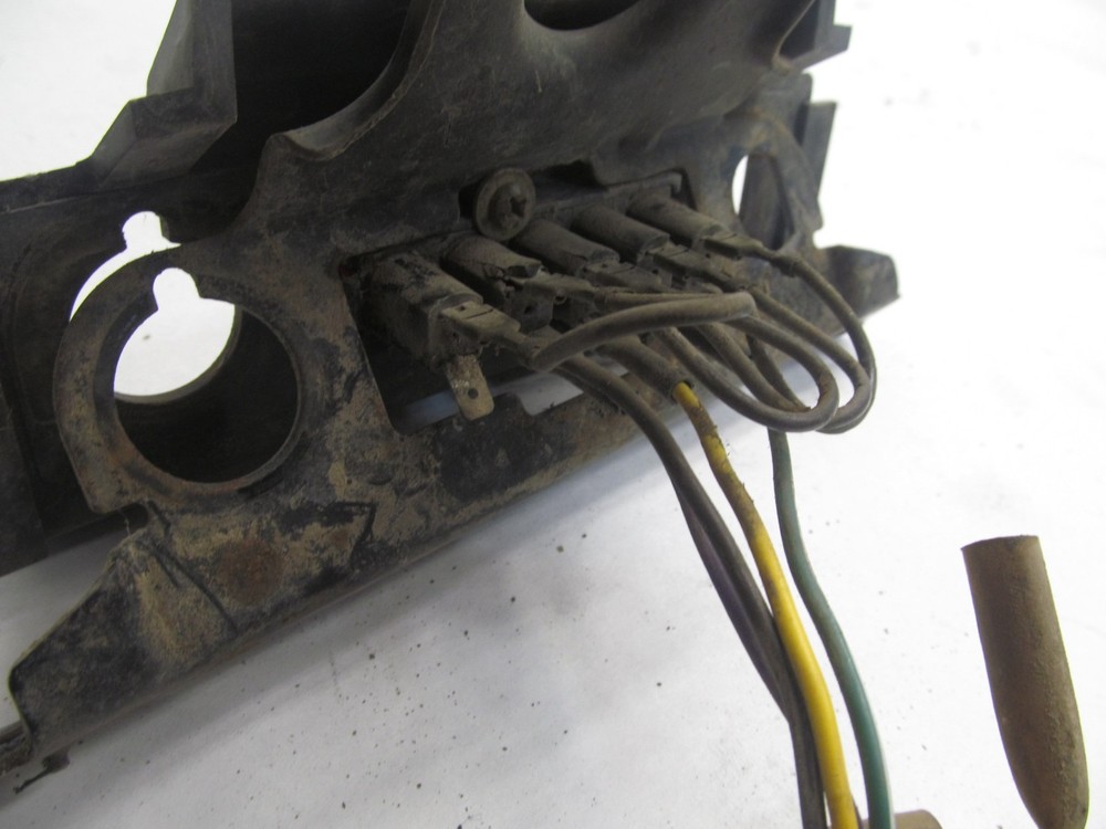 1990 POLARIS 250 TRAIL BOSS INDICATOR LIGHT SUPPORT HEADLIGHT MOUNT BRACKET