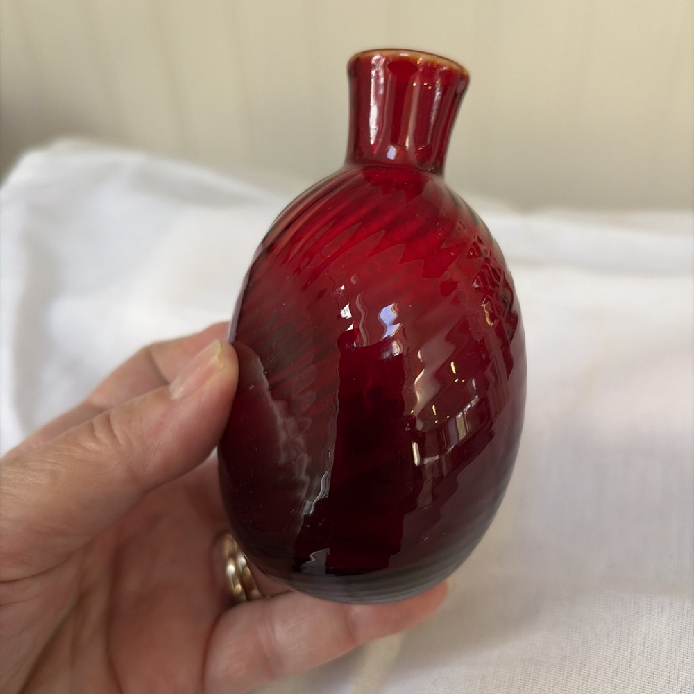 Blown Glass Deep Red Swirl Pattern Mini Flask Signed Pairpoint 4” Tall