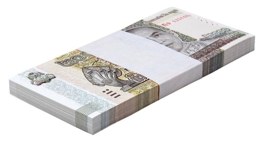 Cambodia 2000 Riels, 2022, P-67A, UNC X 100 PCS Bundle Pack