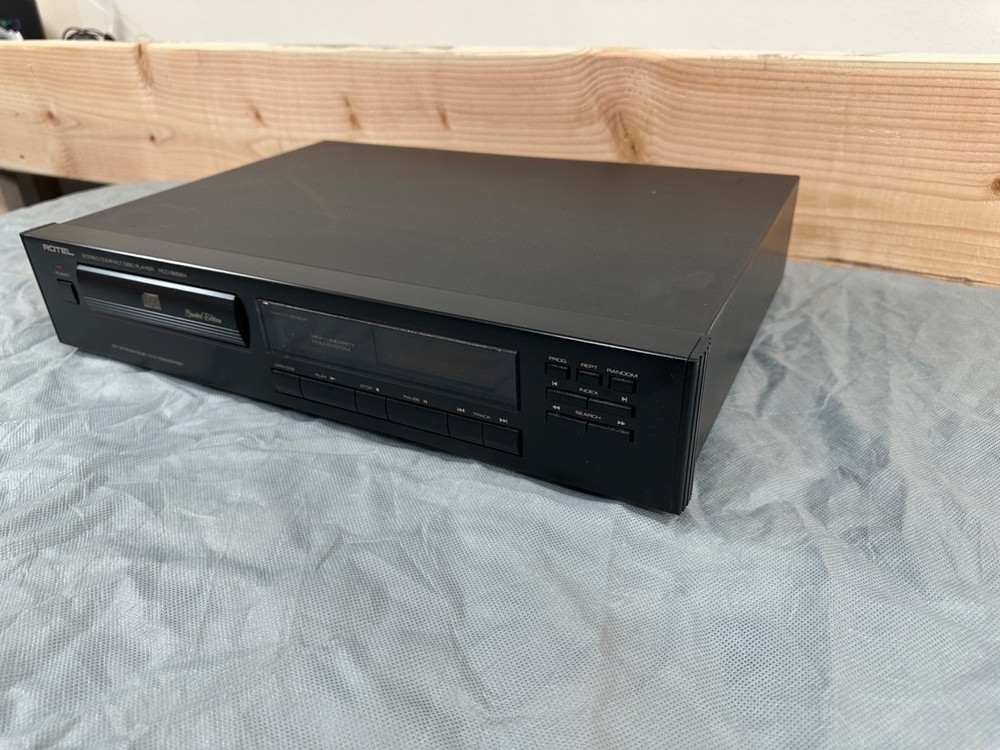 Rotel RCD-965BX Stereo Compact Disc CD Player Discrete HiFi **Read Description