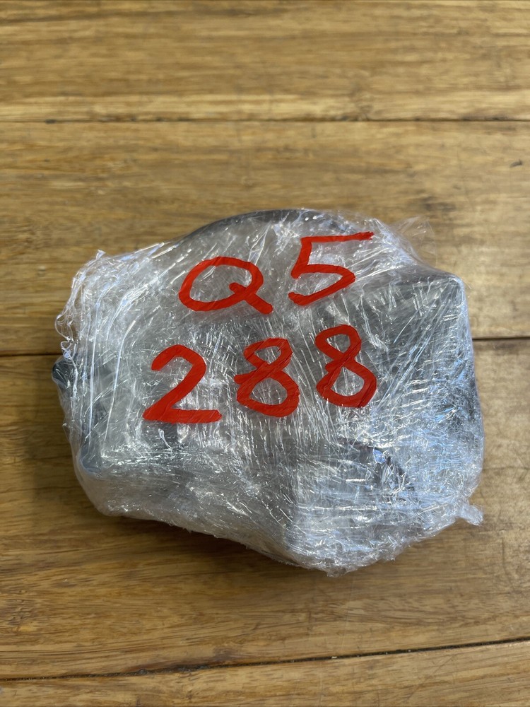 2008-2018 Audi A4 Q5 OEM Reverse Backup Camera & Trunk Handle