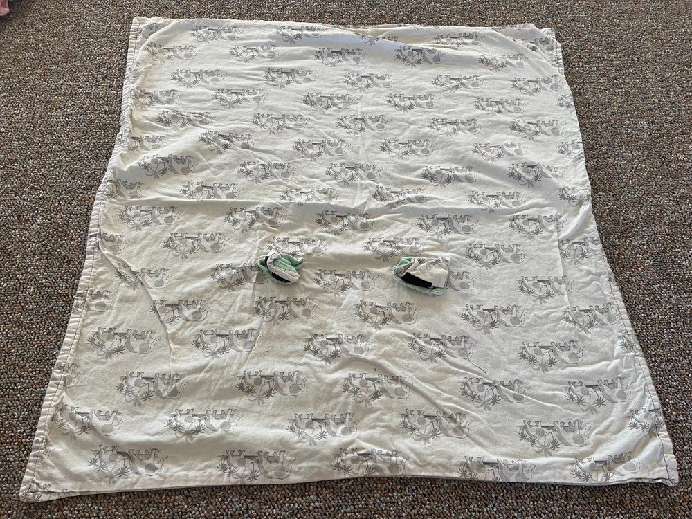 Baby Elephant Patterned Carseat Cover