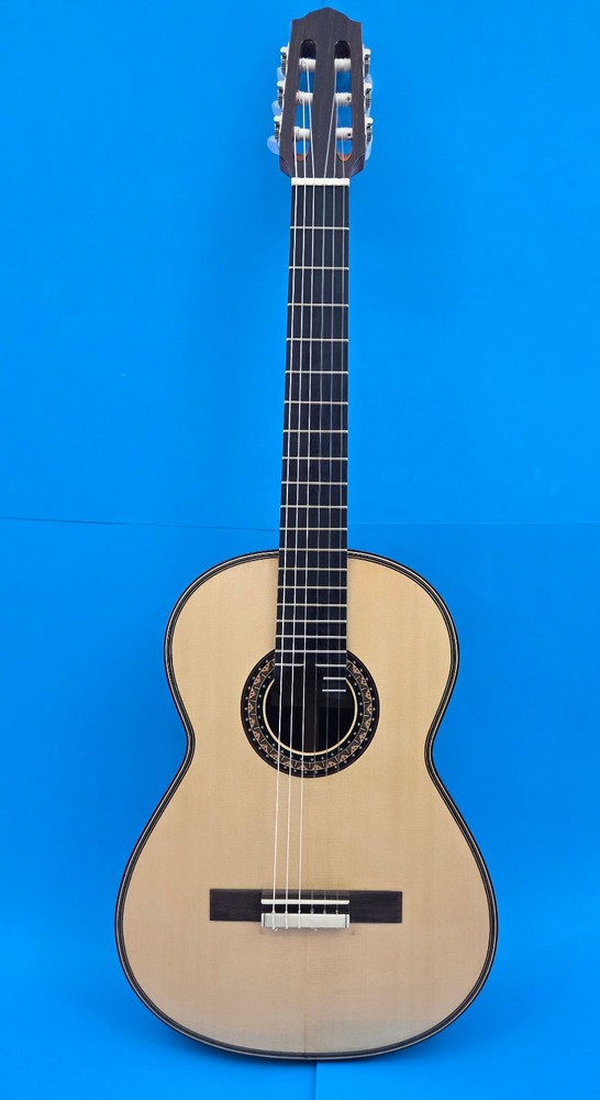 GeronimoGarcia Concert Classical Guitar