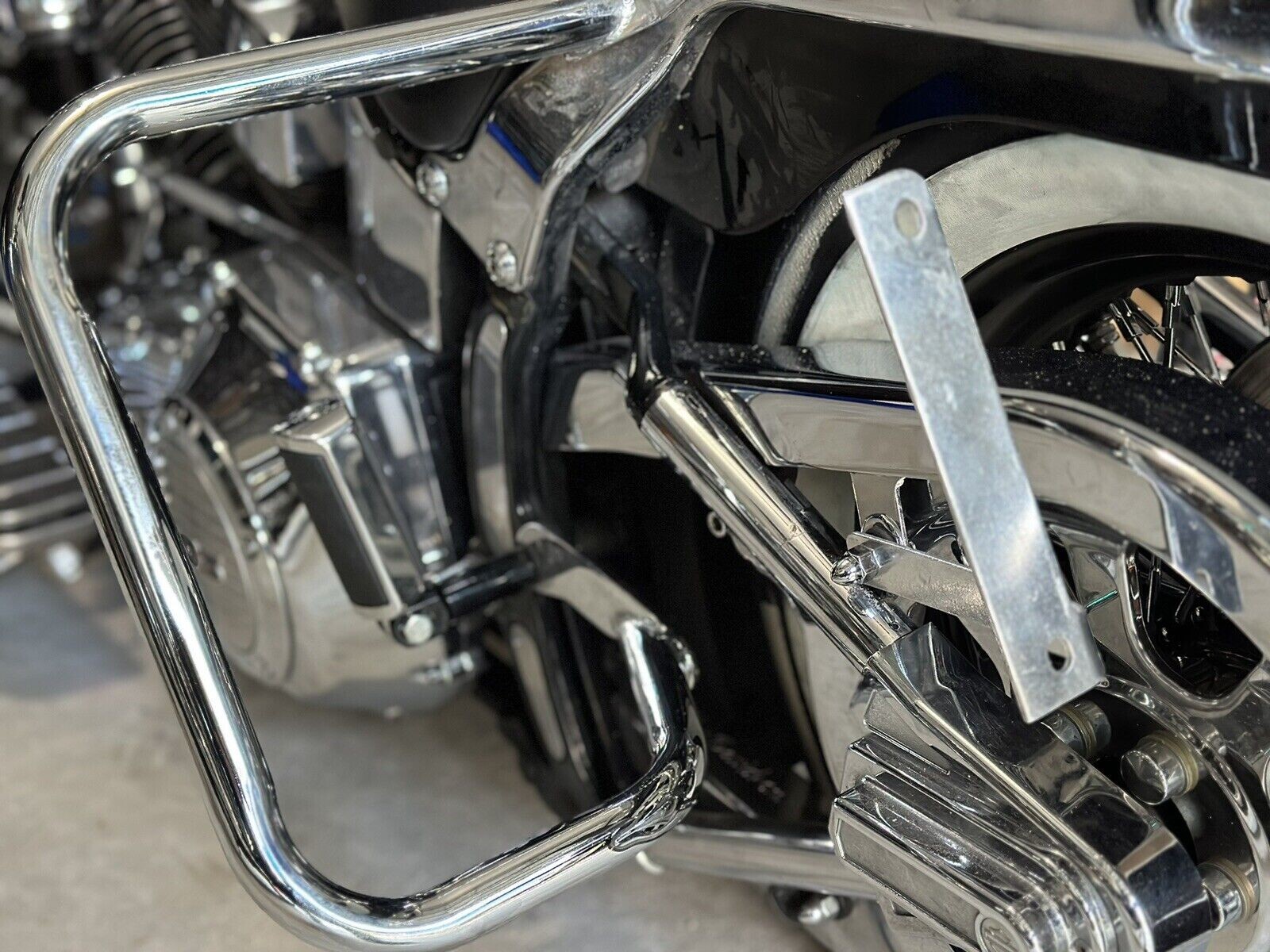 Side License Plate Relocation Bracket for HARLEY-DAVIDSON SOFTAIL & SPRINGER New