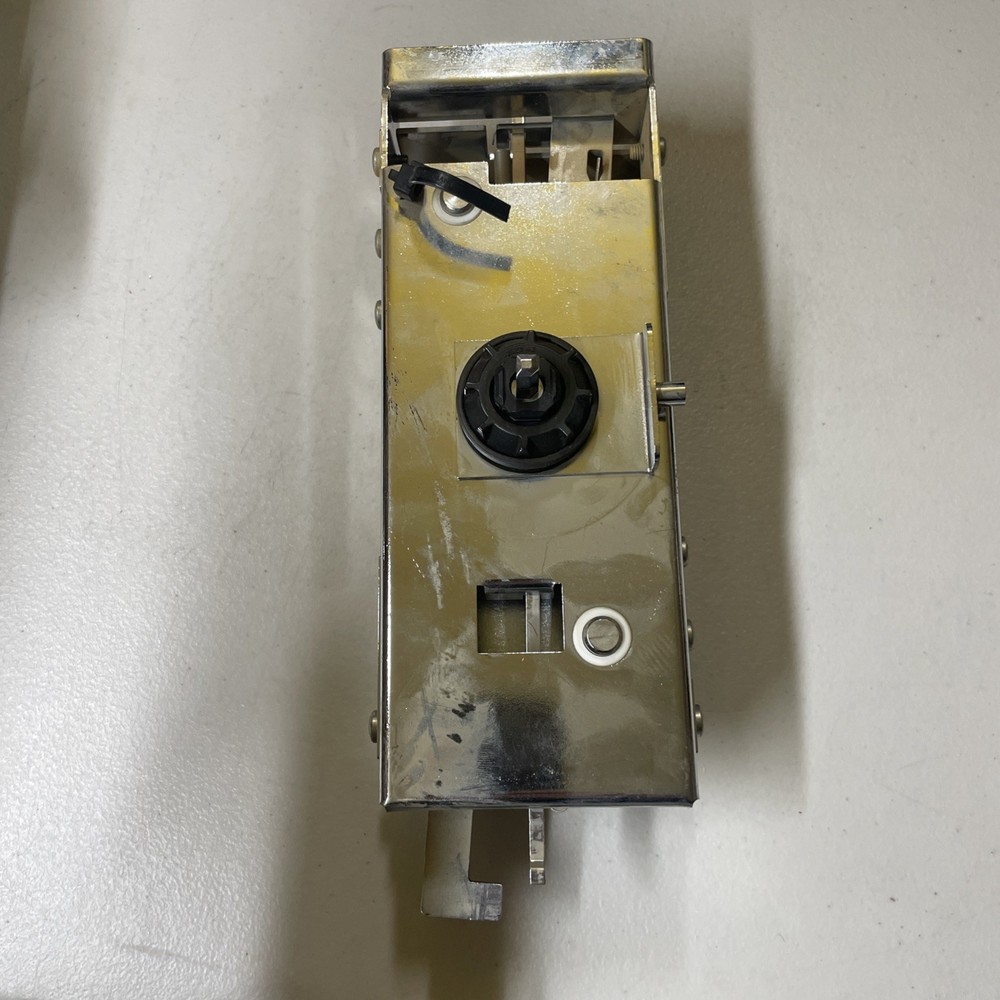 ABB 3HAC1432-1 Rotary Door Interlock Robot Controller - No Knob Handle