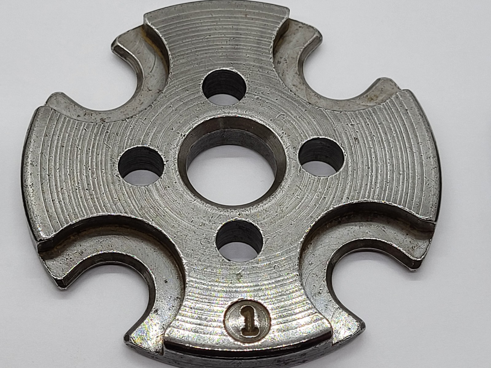 You choose 1 ( ONE ) each Dillon 550 shell plate, various sizes available