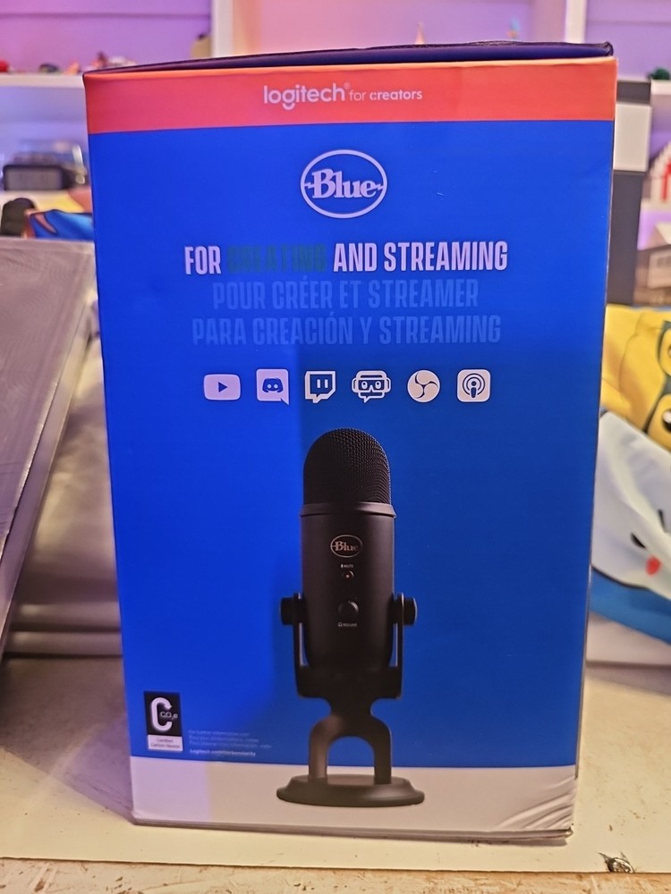 Logitech For Creators Blue Yeti Premium Multi-pattern Usb Microphone