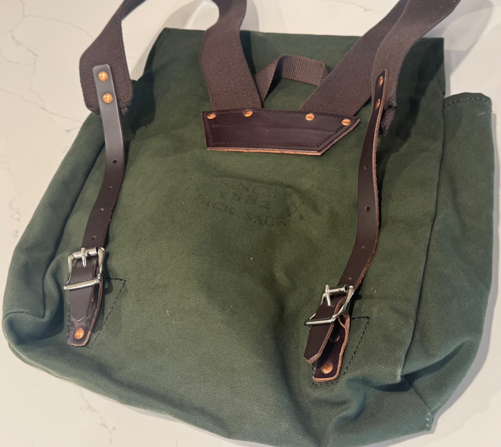 DULUTH PACK JUNIPER GREEN CANVAS & BROWN LEATHER SCOUT BACKPACK 16"X14" LOGO
