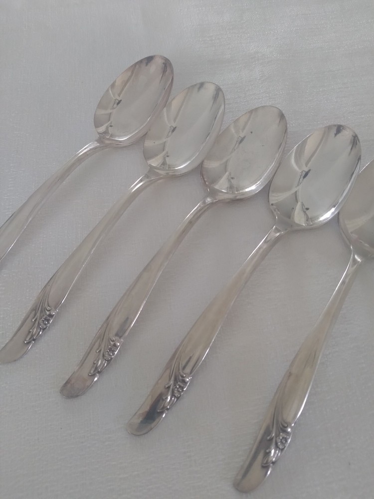 Rogers & Bro EXQUISITE 5 Teaspoons Silverplate Flatware