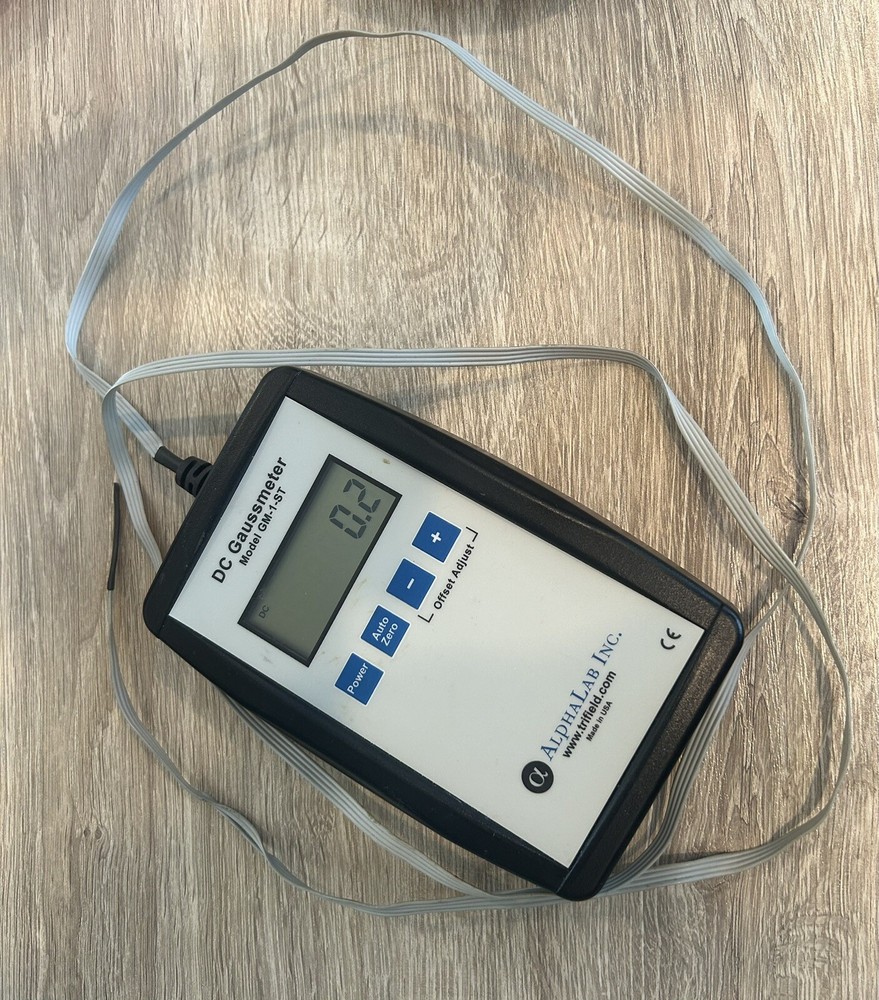 gauss meter. Model GM-1-ST