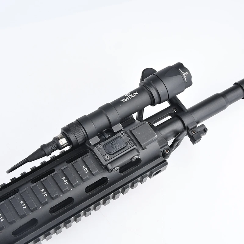 M600C Tactical Flashlight M300A WeaponLight Modbutton Offset Switch Fit 20mmRail