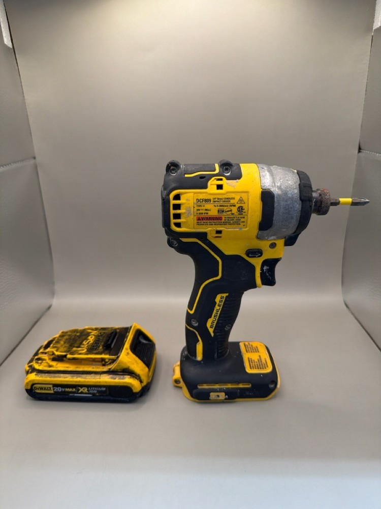 DEWALT 20V MAX ATOMIC BRUSHLESS 1/4'' IMPACT DRIVER DCF809 (B07036205)