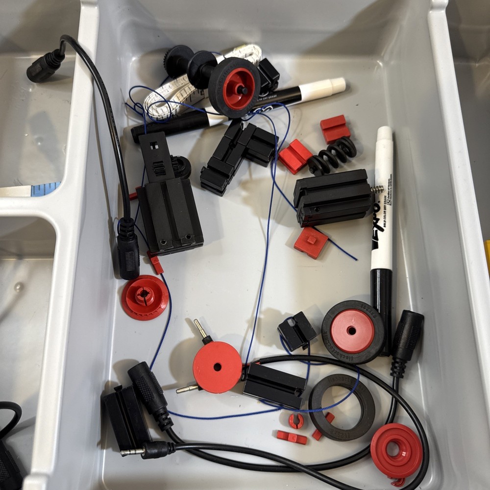 PCS Edventures Discover Robotics Programming Various Parts Large Lot