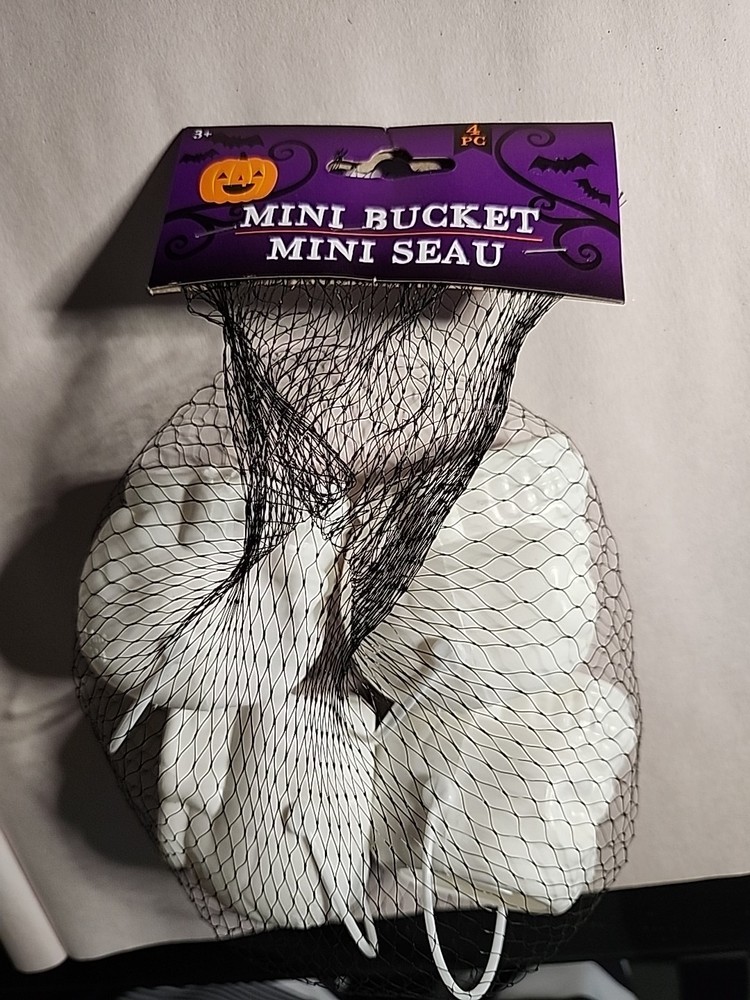 Halloween Skull Mini Bucket