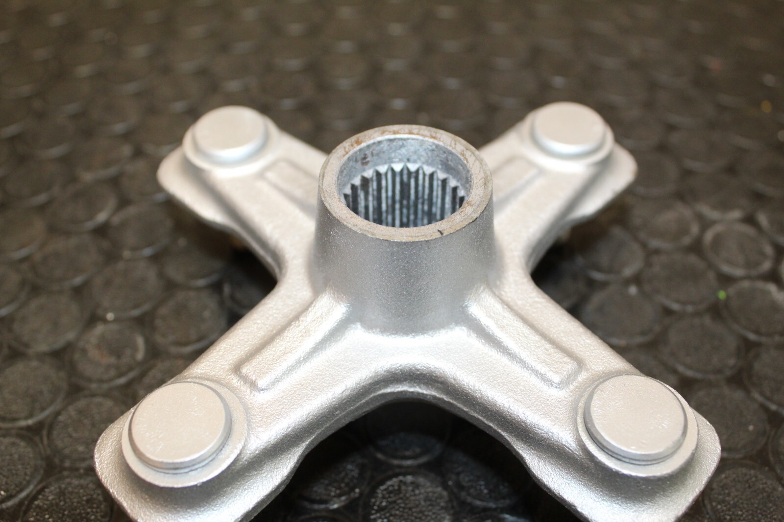 Yamaha Raptor 700 350 250 660 YFZ450 Banshee Warrior Rear Wheel Hubs 🔥FASTSHIP