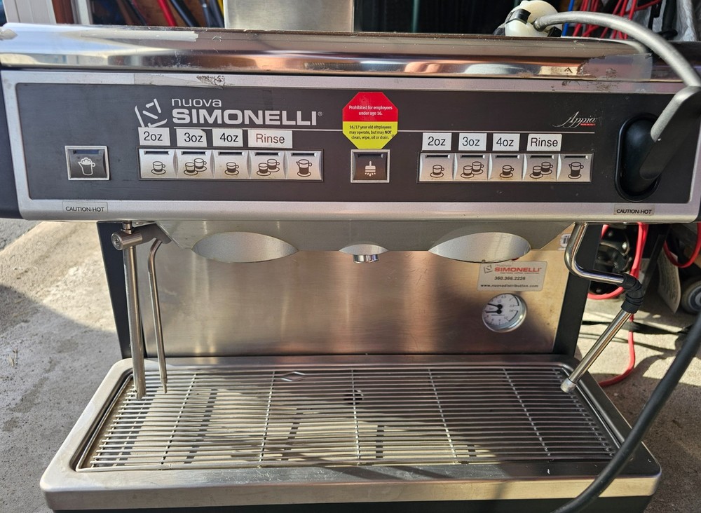 Nuova Simonelli Appia Life 2 Group Compact.