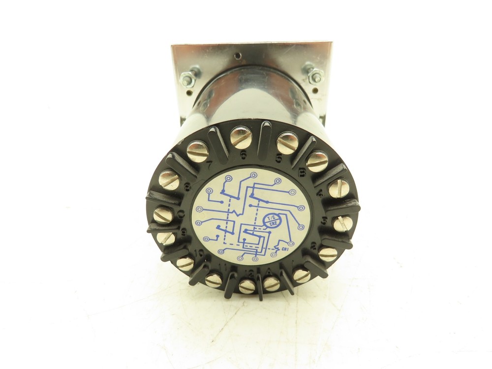 Eagle Signal CX312A6 Model 4 Digital Timer/Counter Microprocessor 5-Digit LCD