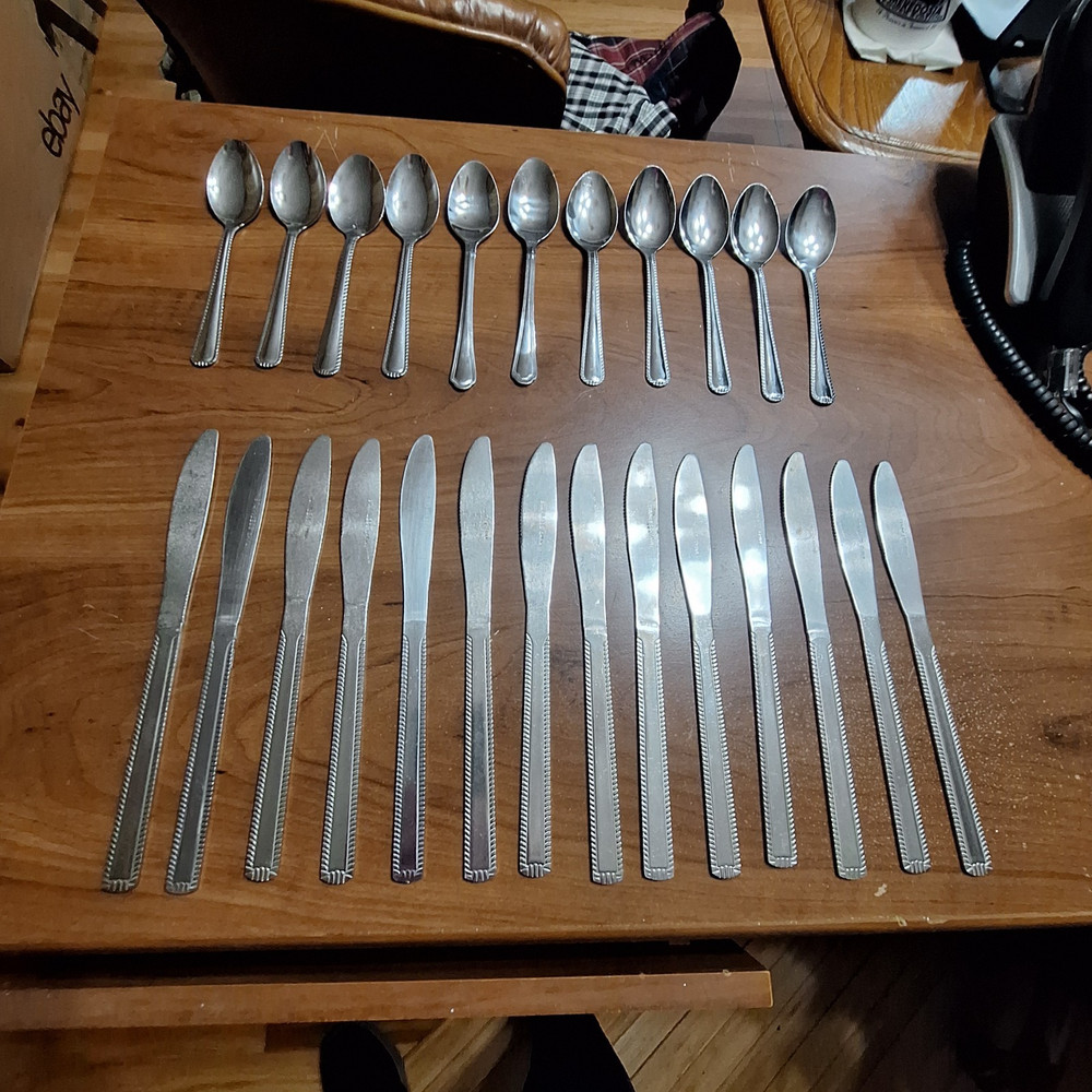 Stainless China Flatware Silverware - 44pc - Unbranded