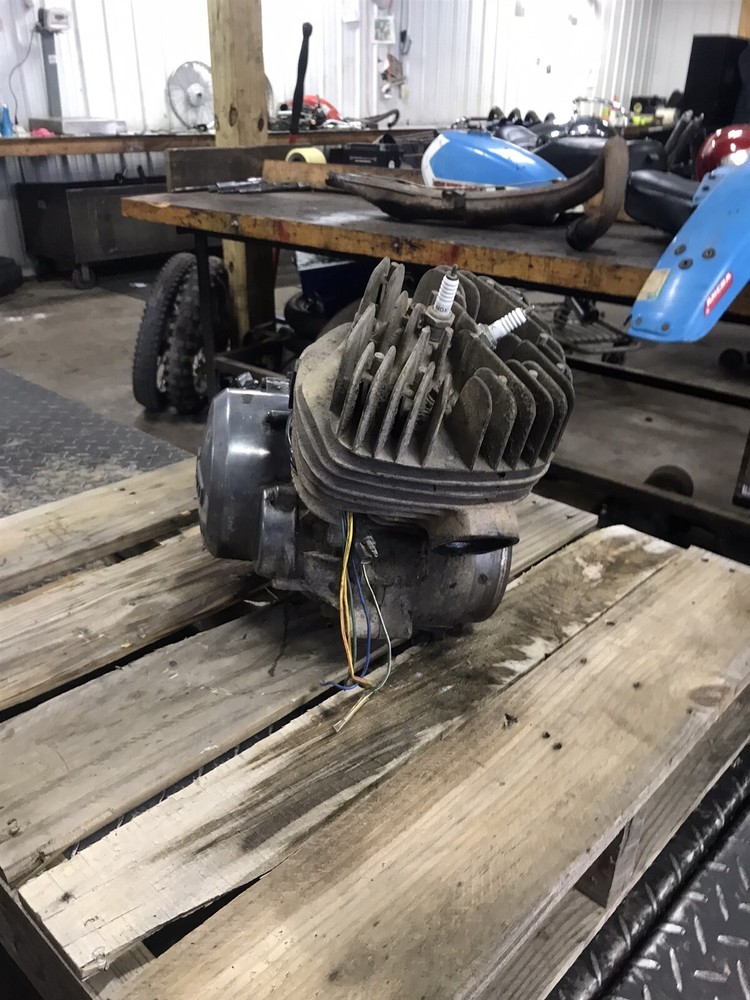73 Suzuki TS 250 TS250 engine motor