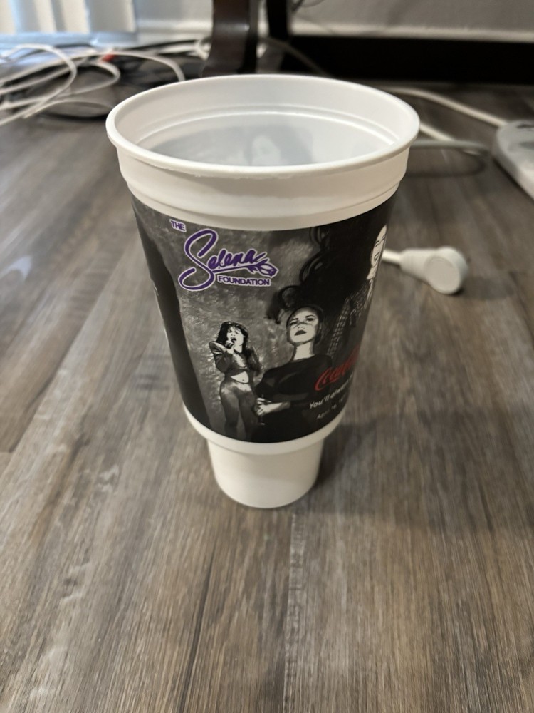 Selena Plastic Cup