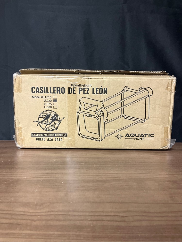 Aquatic Hunt 20" Locker