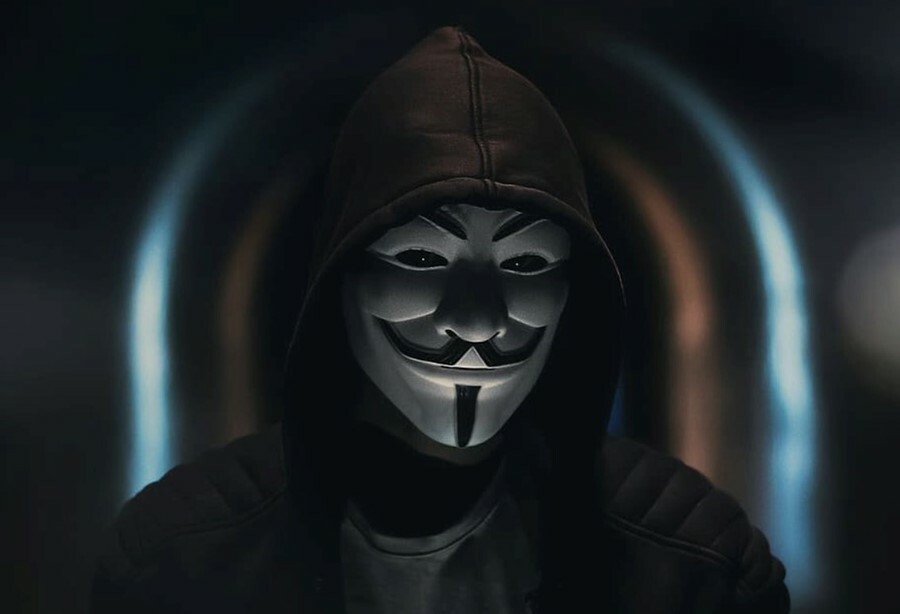 Anonymous Live HACKING USB, Hide Your PC And Leave NO Trace When Done! Dark Web!