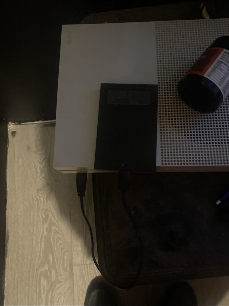 Xbox 2 Terabyte Storage Unit ￼