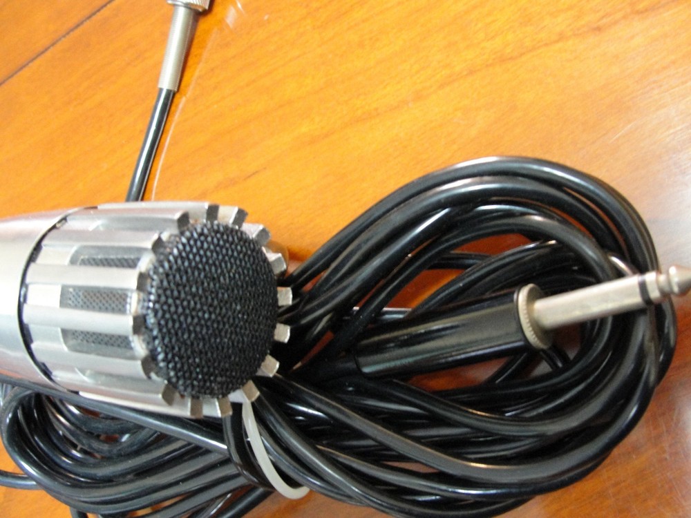 VINTAGE FANON DYNAMIC MICROPHONE MODEL MKO 42