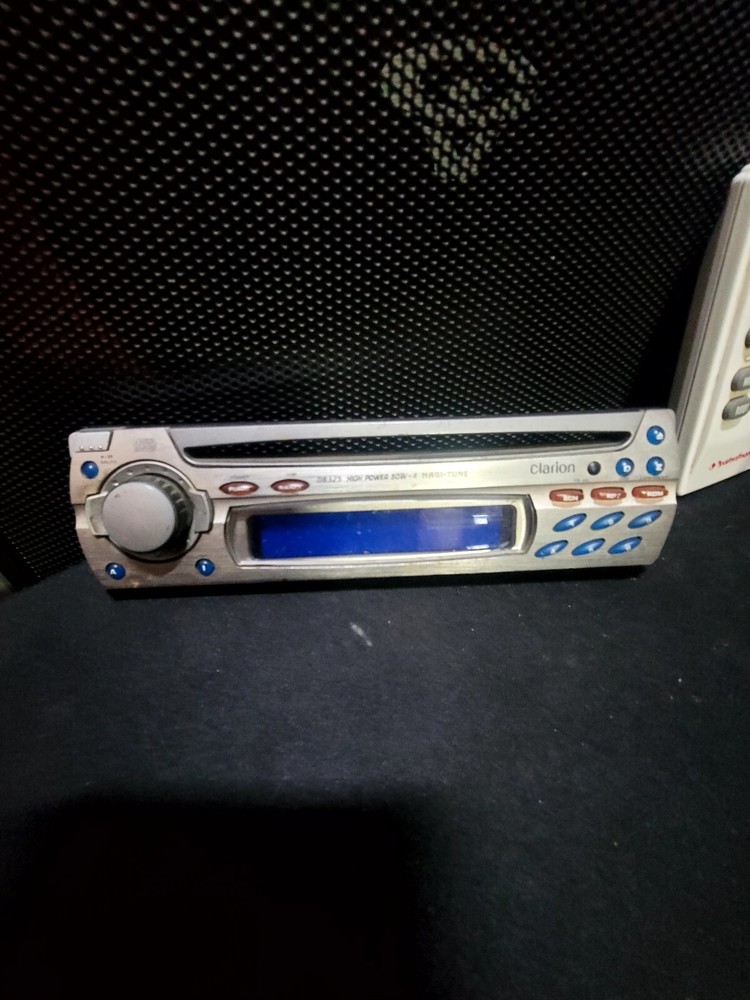 Clarion DB325(Face Plate Only)