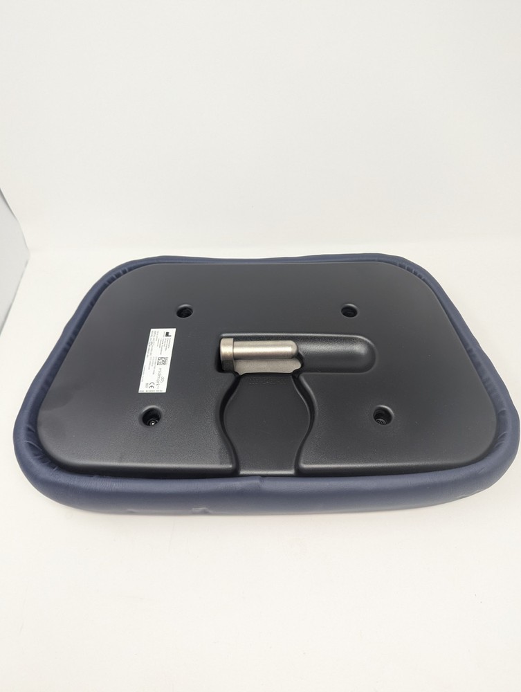 Midmark 630 Procedure Chair Rectangular Headrest Navy Blue 9A496001-861 Exam