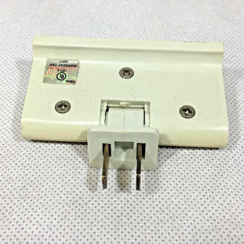 3-Outlet Wall Hugger Adapter Plug E124416 125V 15A