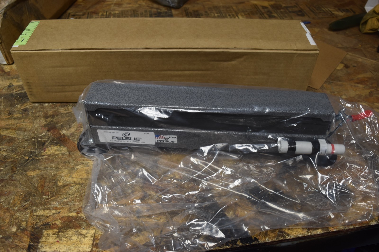 Pelsue 9S27 Fiber Optic Cable Clamp, Suction Cup NOS FREE SHIPPING