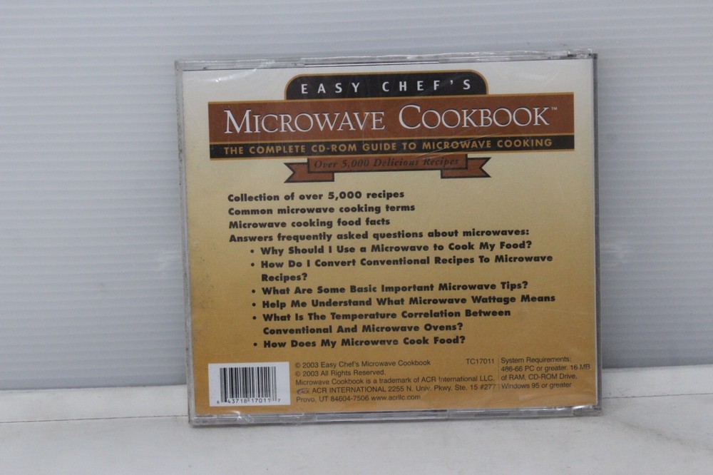 Easy Chef's Microwave Cookbook (PC CD-ROM) - NEW (Case cracks)