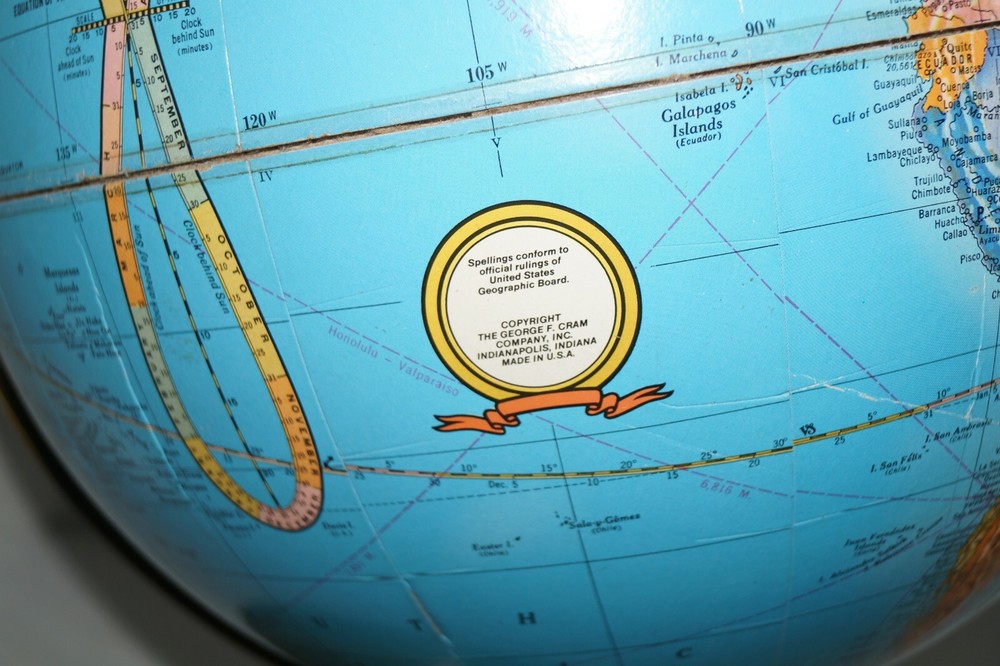 VINTAGE CRAMS IMPERIAL WORLD GLOBE