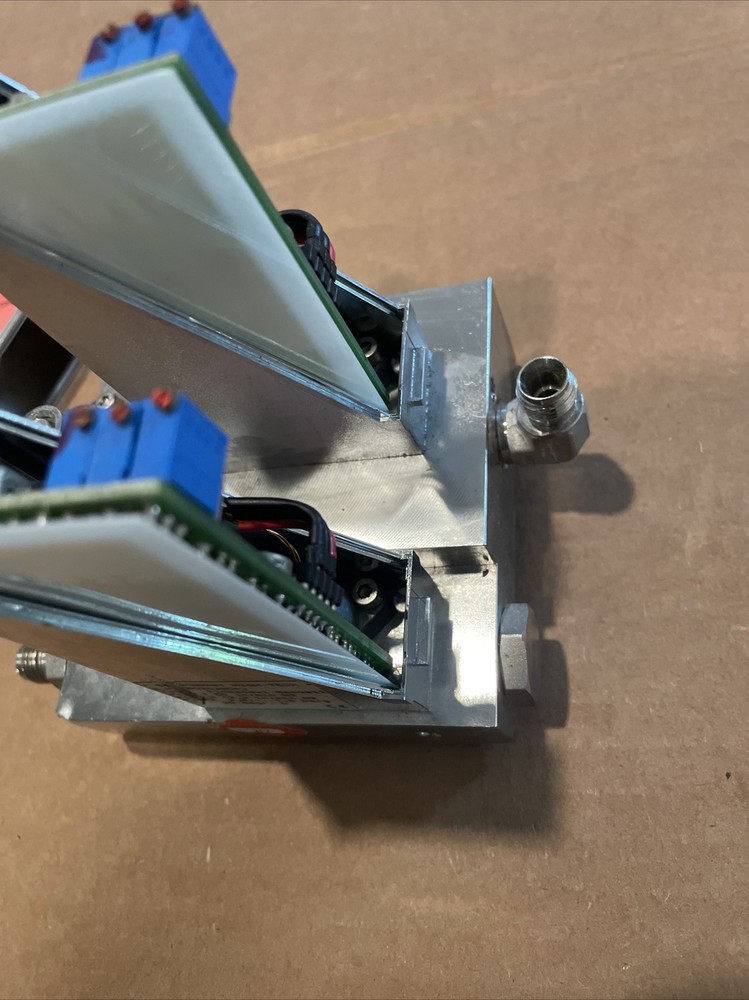 BRONKHORST MASS FLOW METER/CONTROLLER N2 50LN/MIN A15