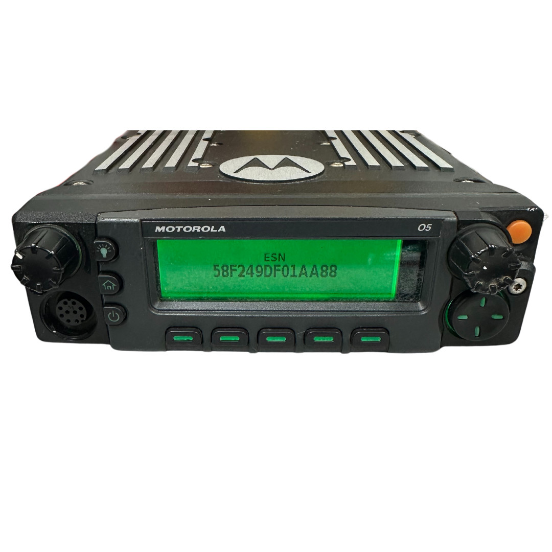 Motorola XTL5000 M20URS9PW1AN Mobile Two-Way Radio 700/800MHz w/ O5 Control Head
